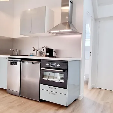 Confortable Pres De Paris Avec Jardin Prive Et Wifi - Fr-1-527-108 * Fontenay-le-Fleury
